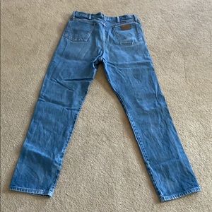 Gently used men’s wranglers. Size 34•36